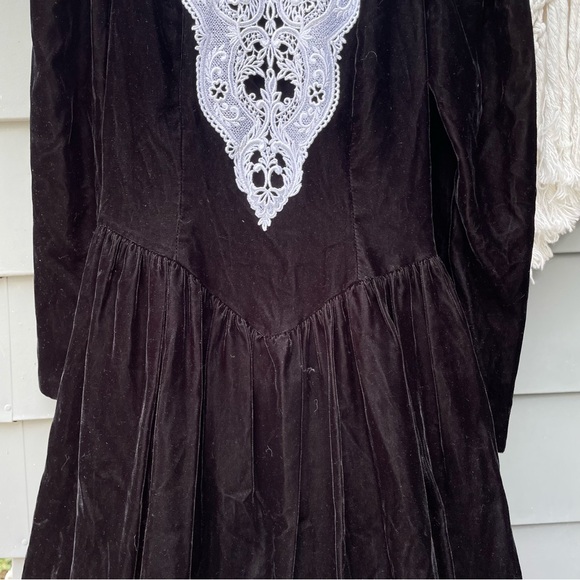 Vintage Jessica McClintock Wednesday Adam’s Wedding Gown Dress - Picture 8 of 15